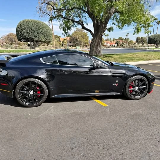 2013 Aston Martin V8 Vantage (2006-2017) - Image 1 of 1