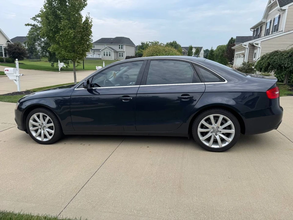 2013 Audi B8 A4 - Image 2 of 22