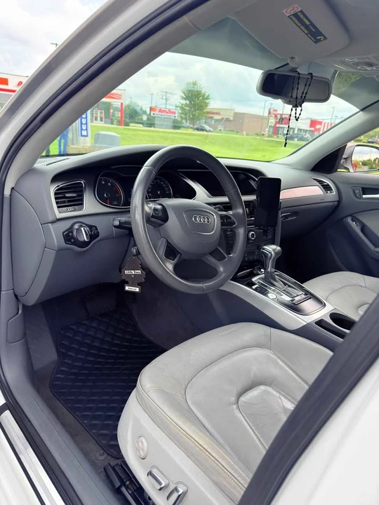 2013 Audi B8 A4 - Image 2 of 4