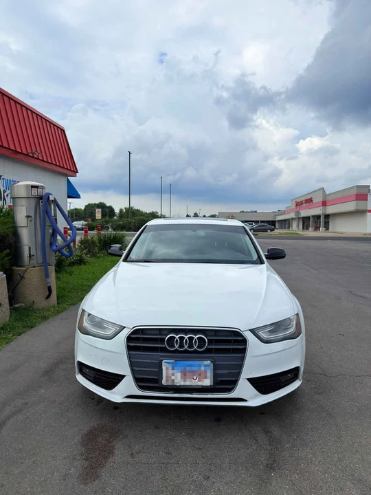 2013 Audi B8 A4 - Image 4 of 4