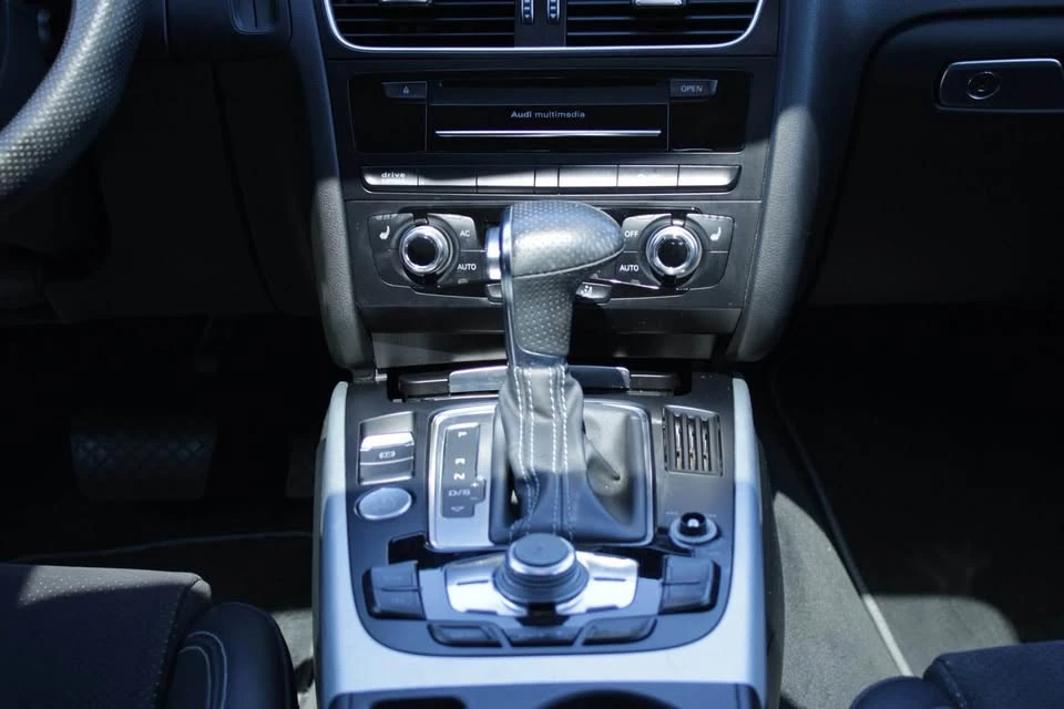 2013 Audi B8 A4 - Image 9 of 18