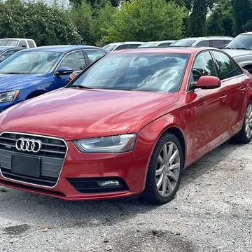2013 Audi A4 2.0T Premium Sedan 4D