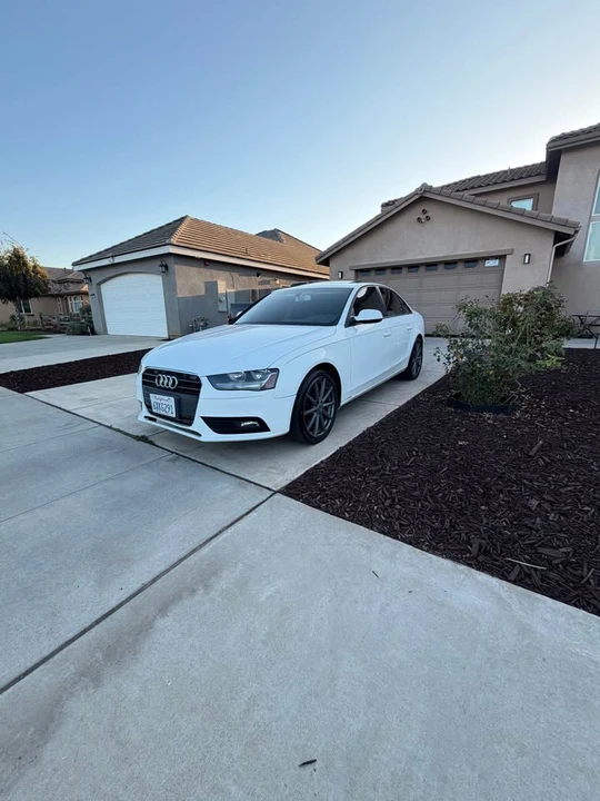 2013 Audi B8 A4 - Image 2 of 10