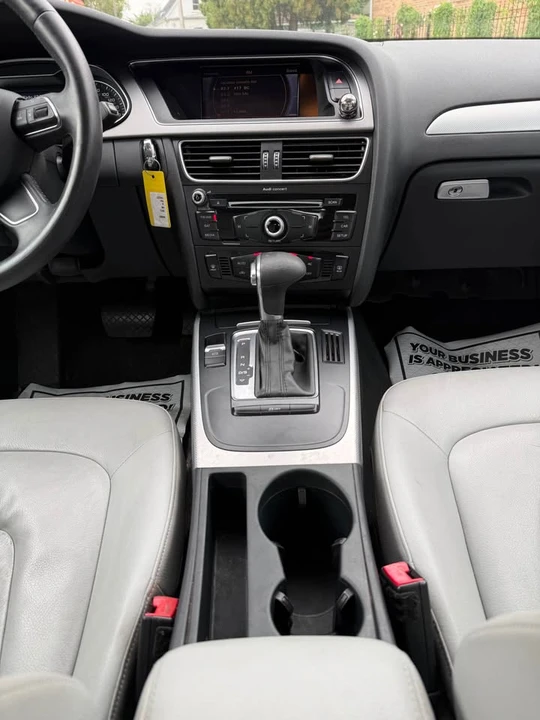 2013 Audi B8 A4 - Image 9 of 17