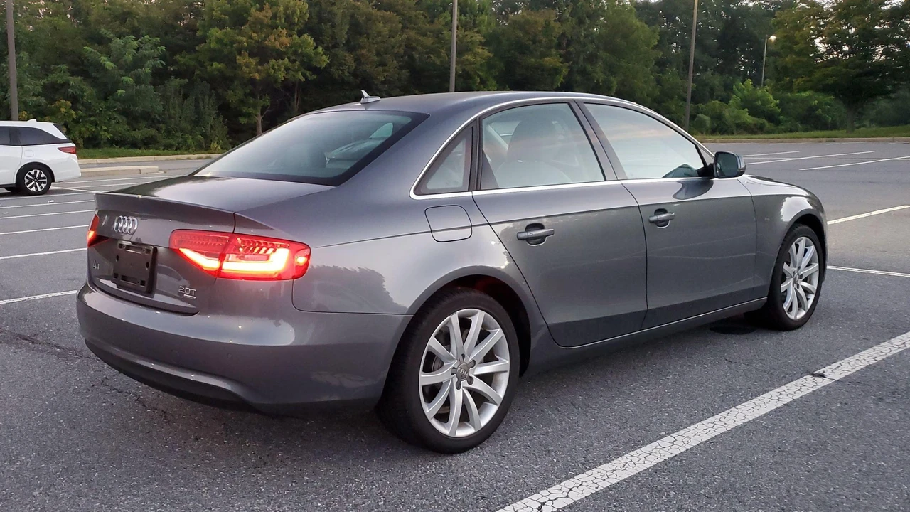 2013 Audi B8 A4 - Image 12 of 31