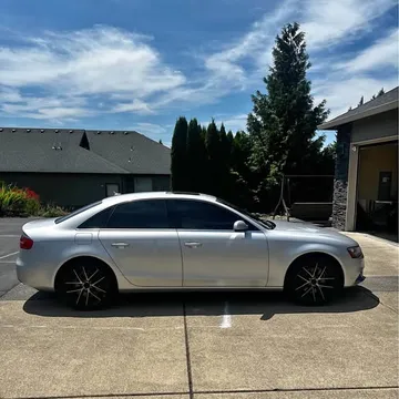 2013 Audi A4 2.0T Quattro Premium Sedan 4D