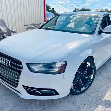 2013 Audi A4 2.0T Quattro Premium Sedan