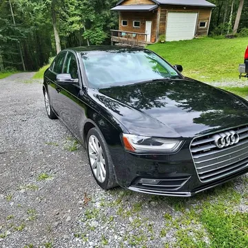 2013 Audi A4 2.0T Quattro Premium Sedan