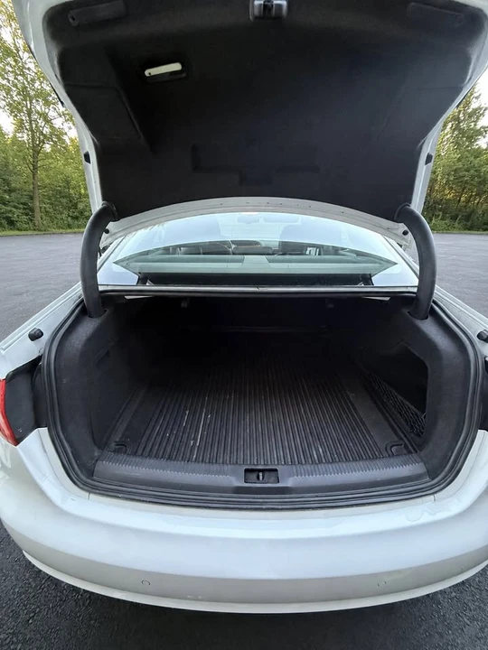 2013 Audi B8 A4 - Image 16 of 18