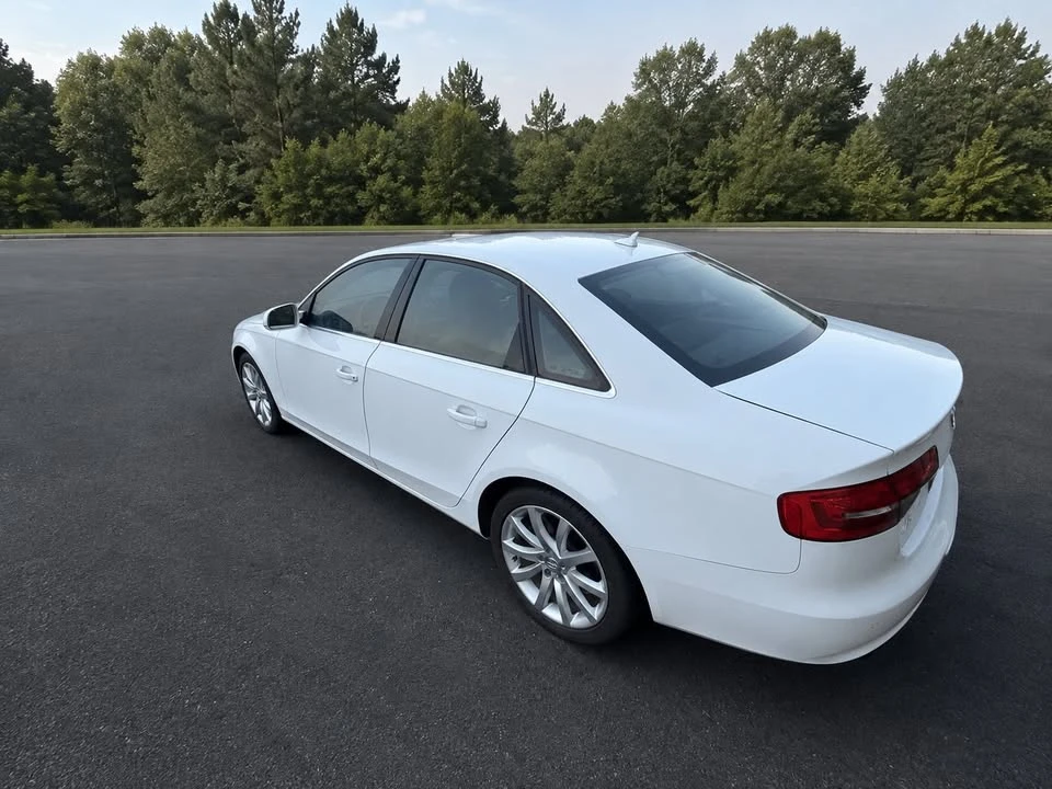2013 Audi B8 A4 - Image 10 of 18