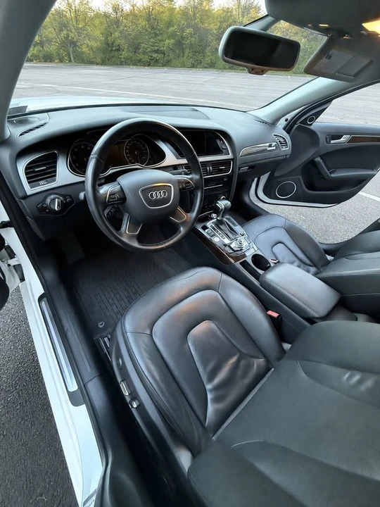 2013 Audi B8 A4 - Image 11 of 18
