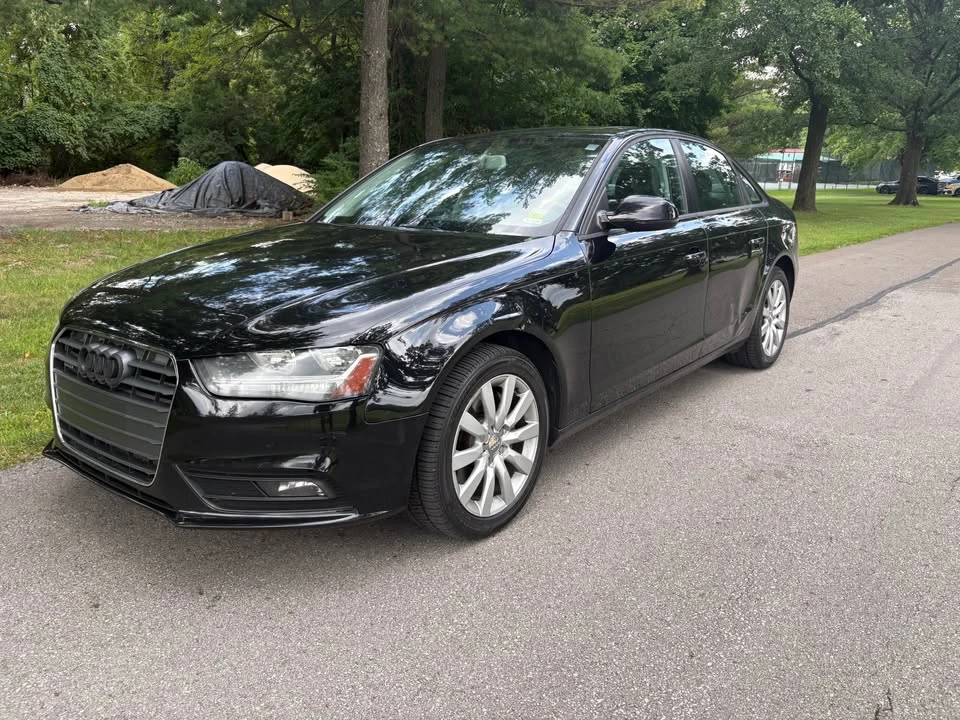 2013 Audi B8 A4 - Image 2 of 20