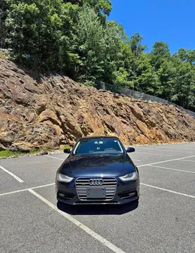 2013 Audi A4 2.0T Quattro Premium Sedan 4D