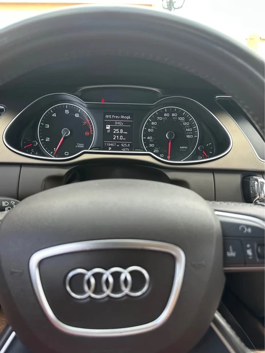 2013 Audi B8 A4 - Image 7 of 12