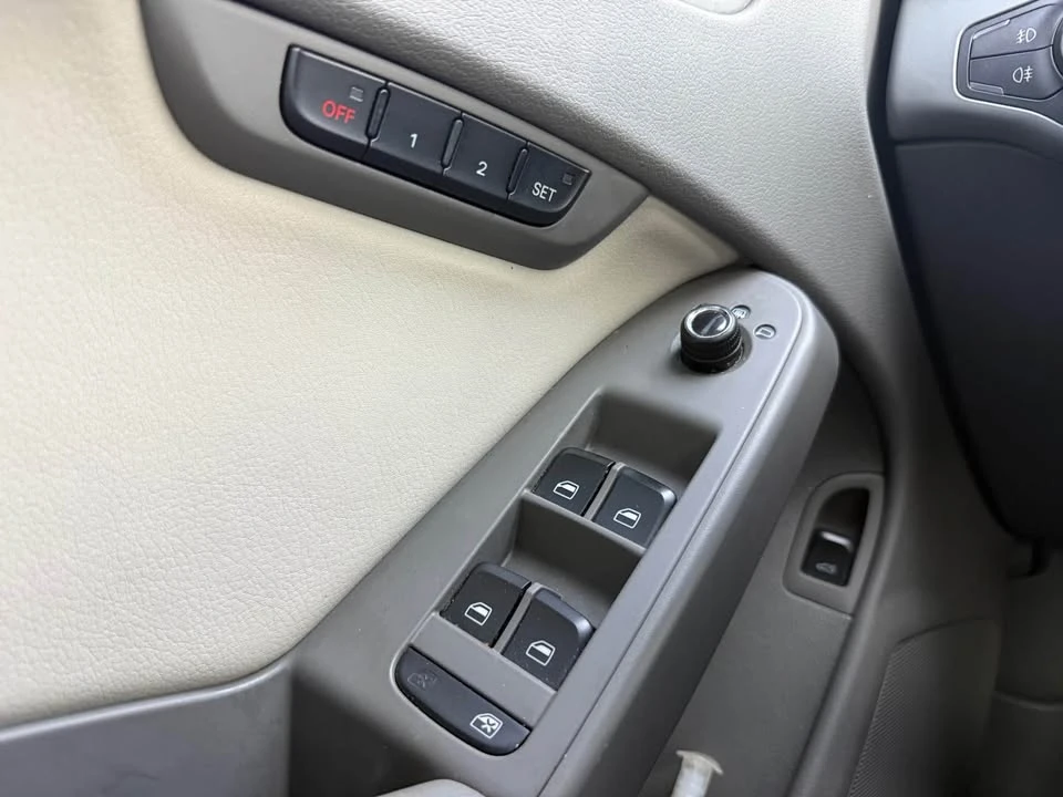 2013 Audi B8 A4 - Image 19 of 20