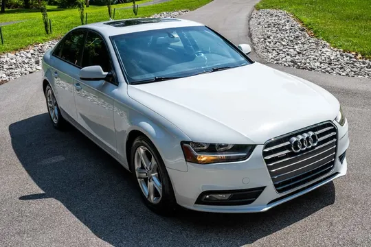 2013 Audi A4 2.0T Quattro Sedan 4D