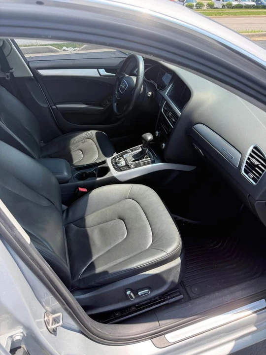 2013 Audi B8 A4 - Image 7 of 12