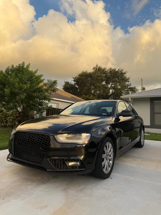 2013 Audi B8 A4 - Image 2 of 9