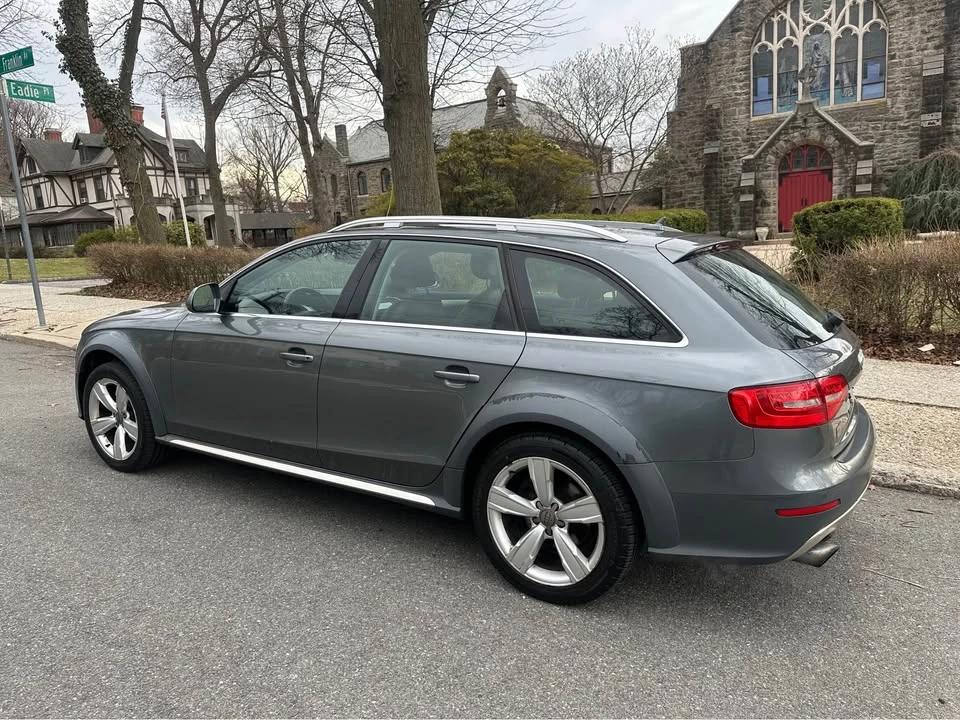 2013 Audi Allroad - Image 2 of 9