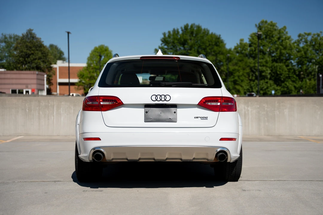 2013 Audi B8 A4 - Image 10 of 31