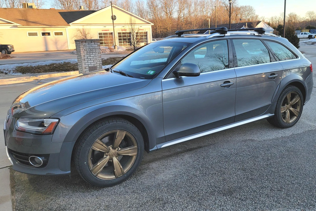 2013 Audi B8 A4 - Image 3 of 31