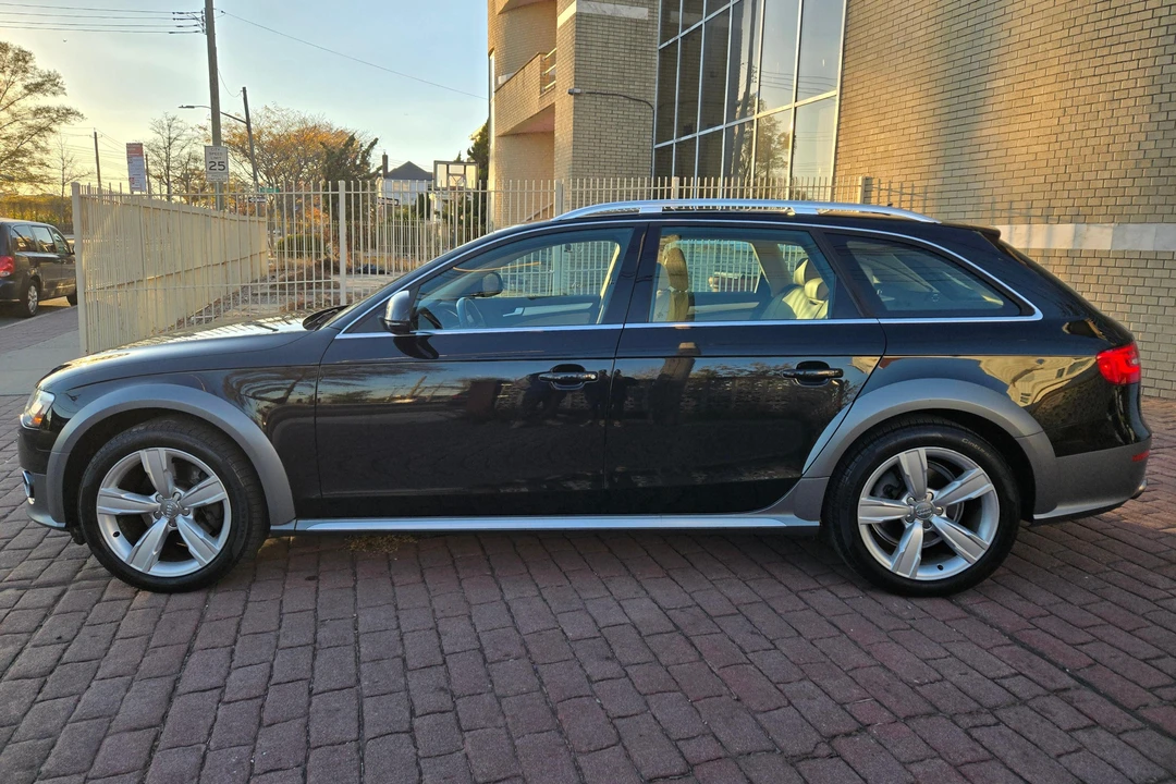 2013 Audi B8 A4 - Image 4 of 31