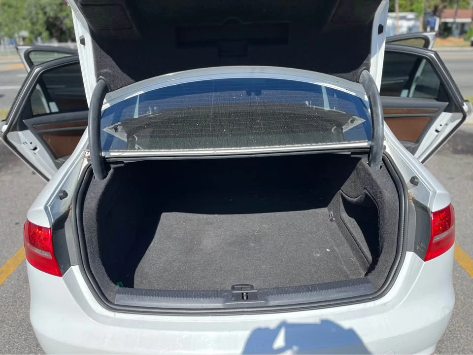 2013 Audi B8 A4 - Image 7 of 9