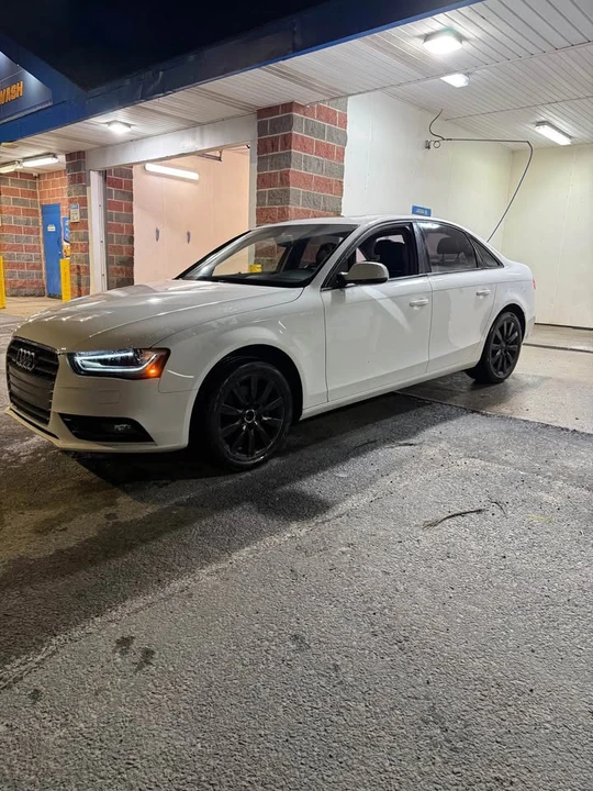 2013 Audi B8 A4 - Image 2 of 12