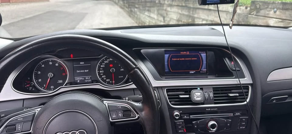 2013 Audi B8 A4 - Image 7 of 9