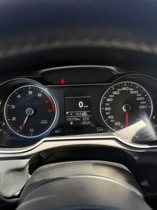 2013 Audi B8 A4 - Image 8 of 9
