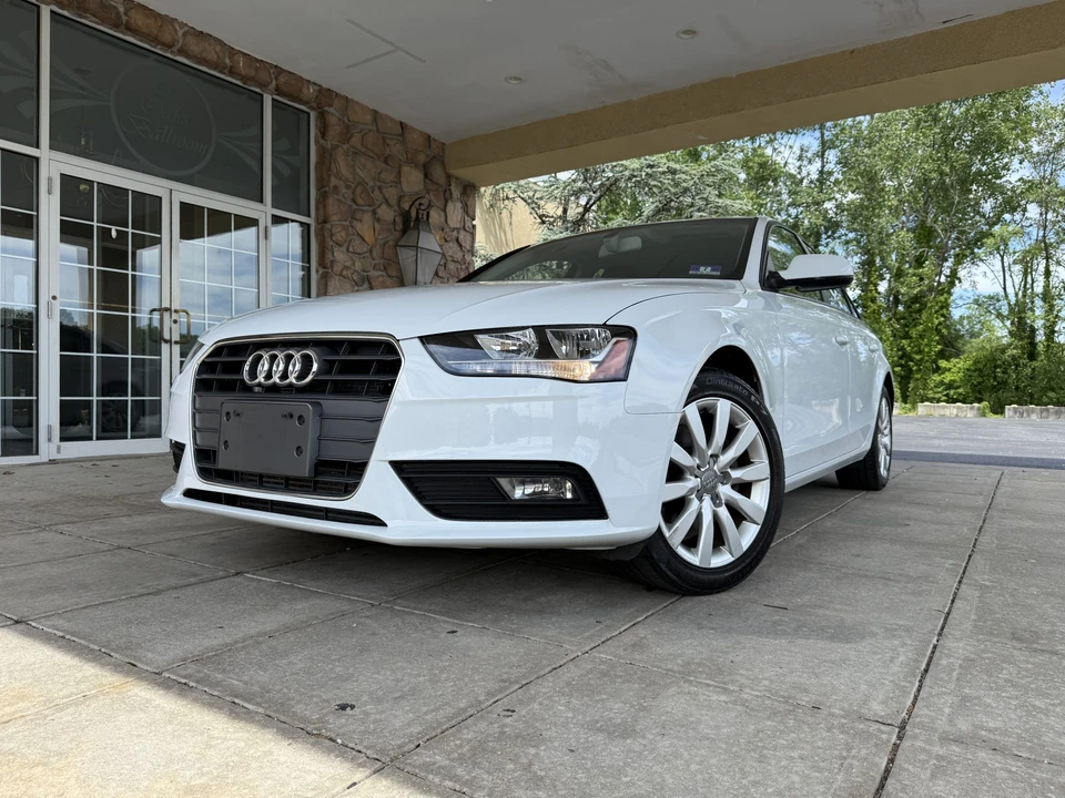 2013 Audi B8 A4 - Image 4 of 31