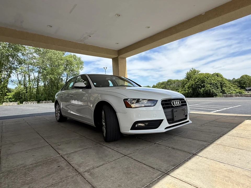 2013 Audi B8 A4 - Image 16 of 31