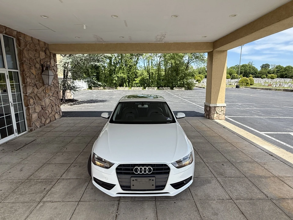 2013 Audi B8 A4 - Image 7 of 31