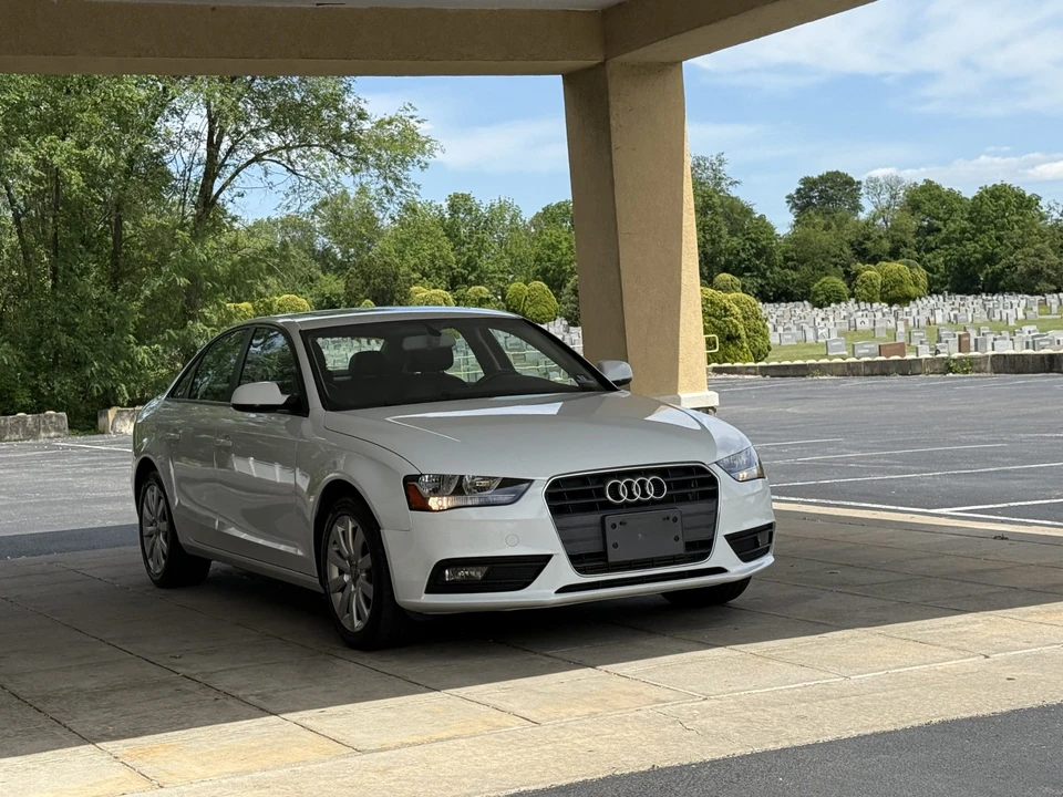 2013 Audi B8 A4 - Image 11 of 31