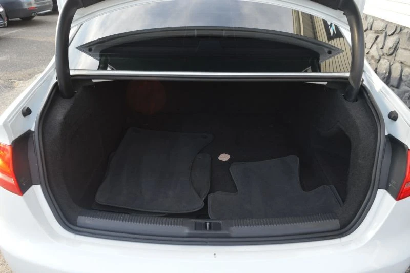2013 Audi B8 A4 - Image 9 of 12
