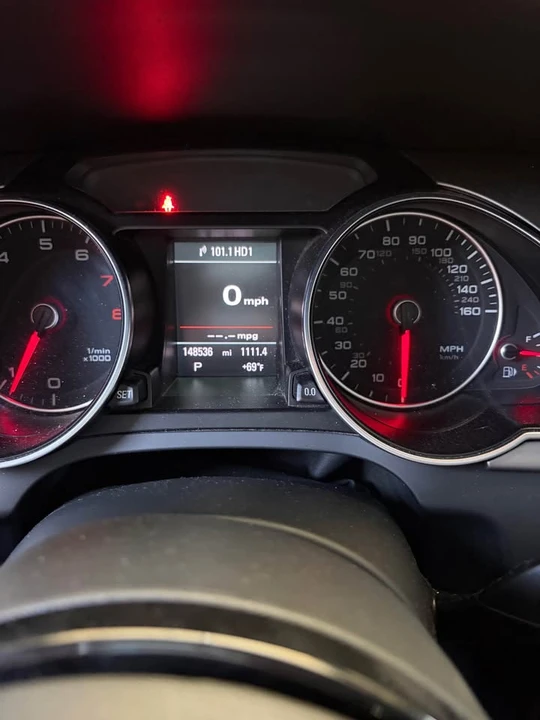 2013 Audi B8 A5 - Image 6 of 11