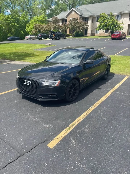 2013 Audi B8 A5 - Image 2 of 10