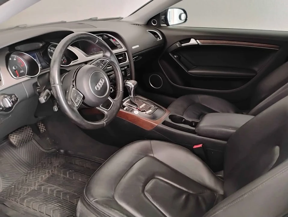 2013 Audi B8 A5 - Image 4 of 8