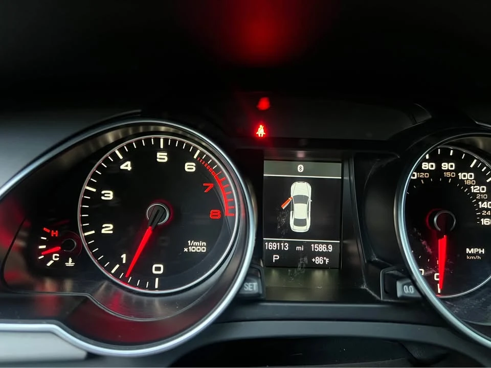 2013 Audi B8 A5 - Image 8 of 10