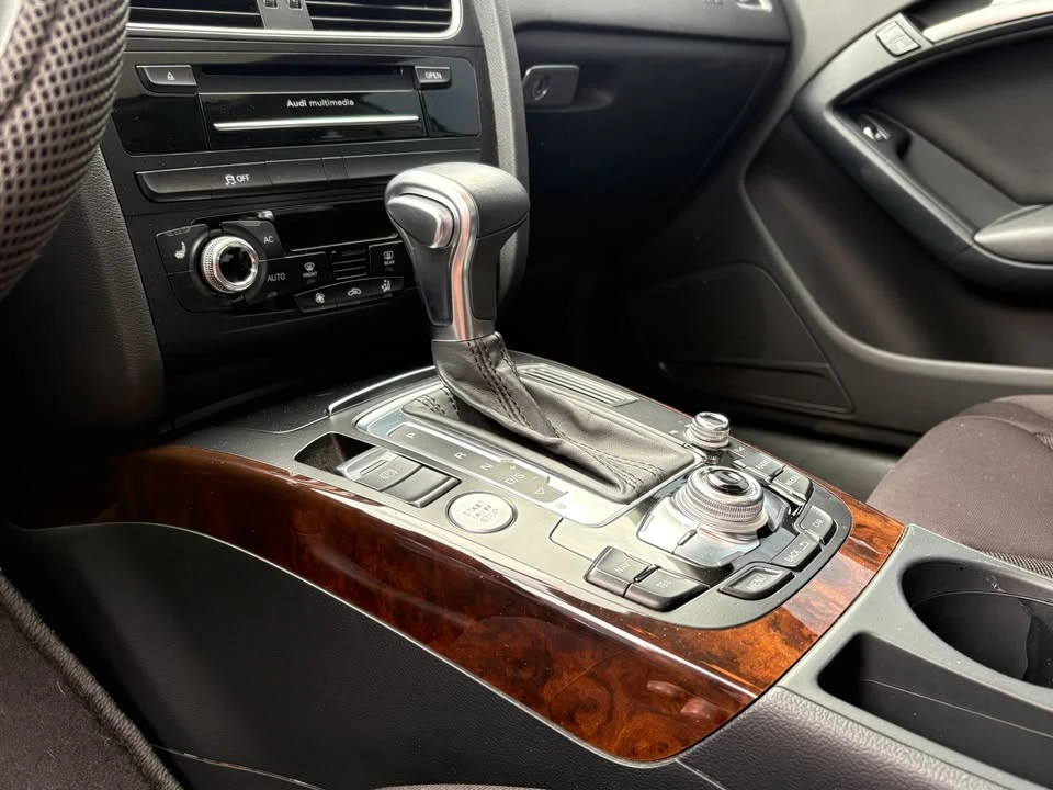 2013 Audi B8 A5 - Image 8 of 16
