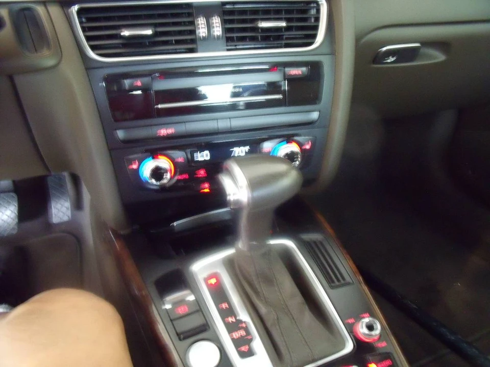 2013 Audi B8 A5 - Image 7 of 9