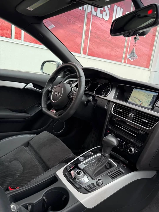 2013 Audi B8 A5 - Image 7 of 9