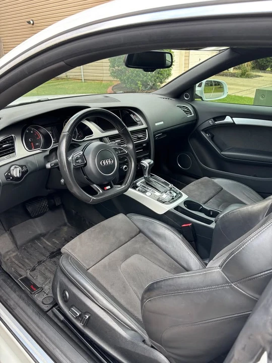 2013 Audi B8 A5 - Image 13 of 18