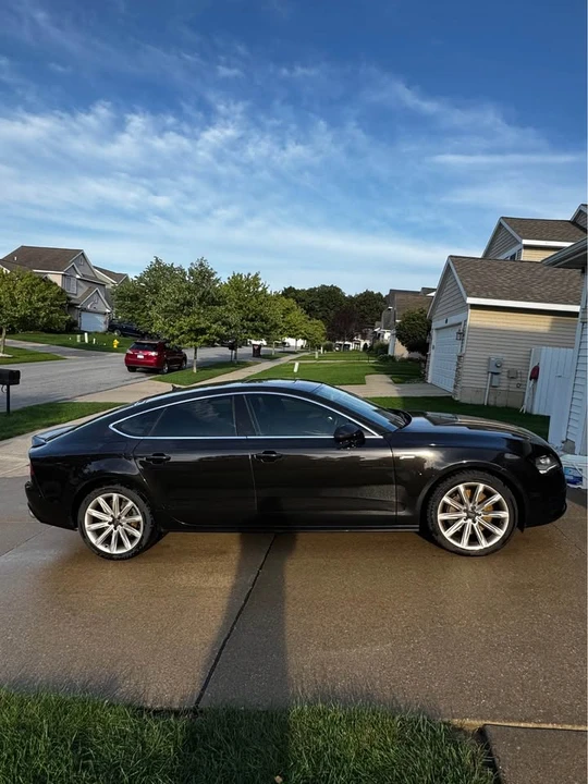 2013 Audi C7 A7 - Image 2 of 19