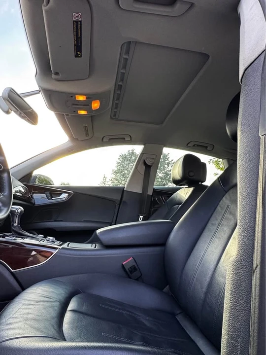 2013 Audi C7 A7 - Image 10 of 19