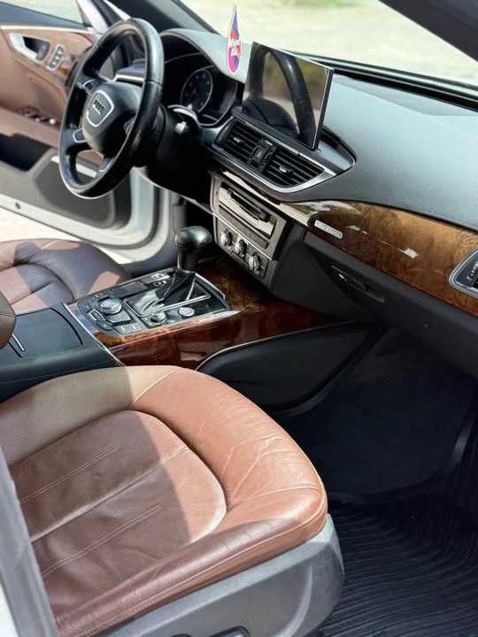 2013 Audi C7 A7 - Image 11 of 20