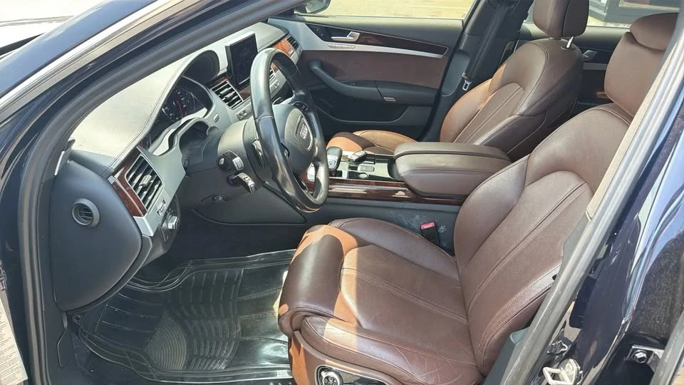 2013 Audi D4 A8 - Image 2 of 5