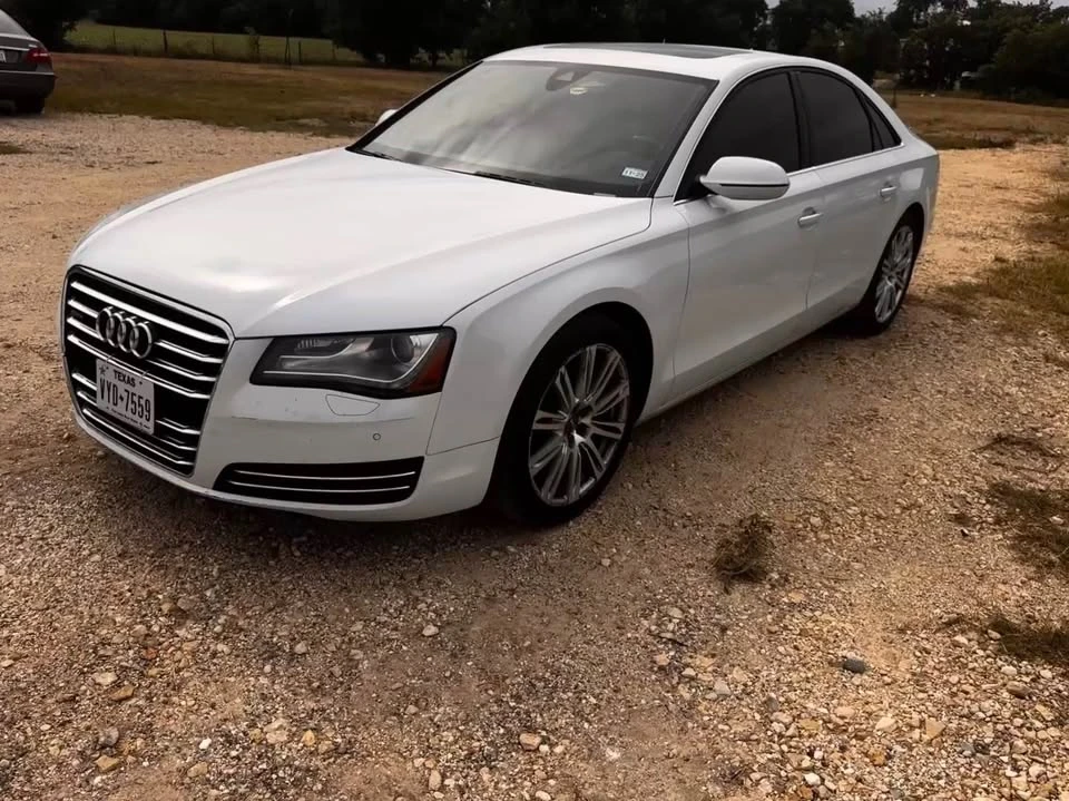 2013 Audi D4 A8 - Image 2 of 10