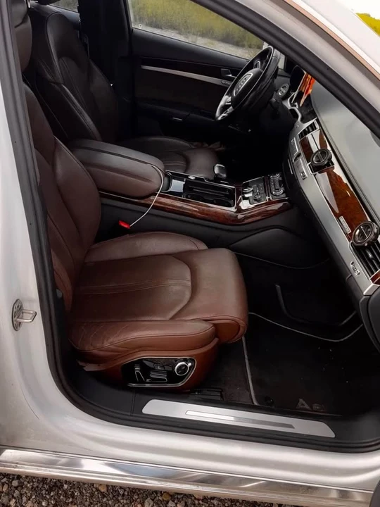 2013 Audi D4 A8 - Image 9 of 10