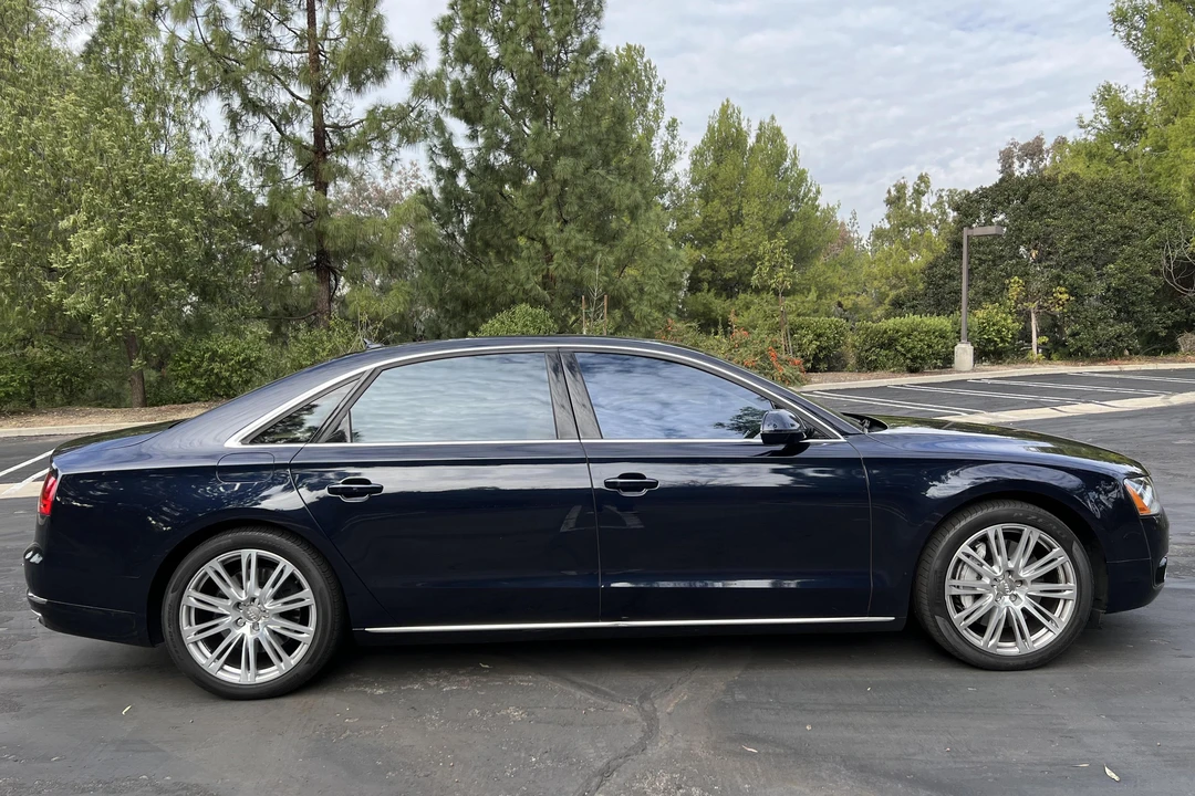 2013 Audi D4 A8 - Image 8 of 31